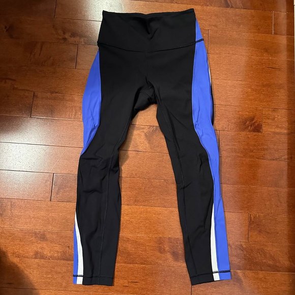 Lululemon Athletica Performance Leggings Black and Blue - Picture 2 of 4
